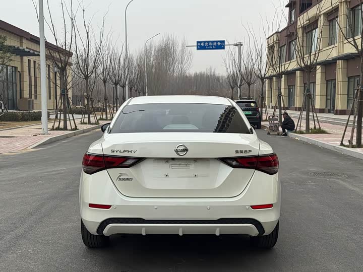 Фото 8 - Nissan Sylphy