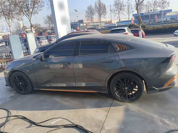 Фото 5 - Changan UNI-V