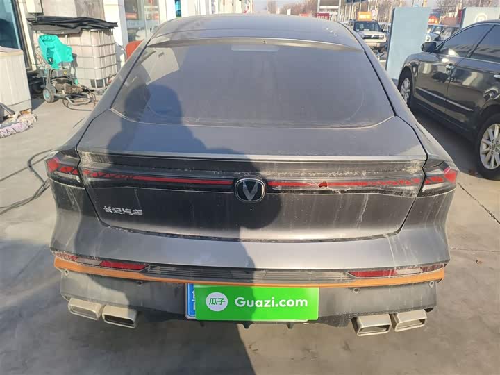 Фото 6 - Changan UNI-V