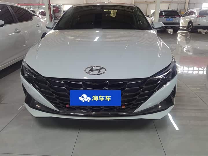 Фото 2 - Hyundai Elantra N line