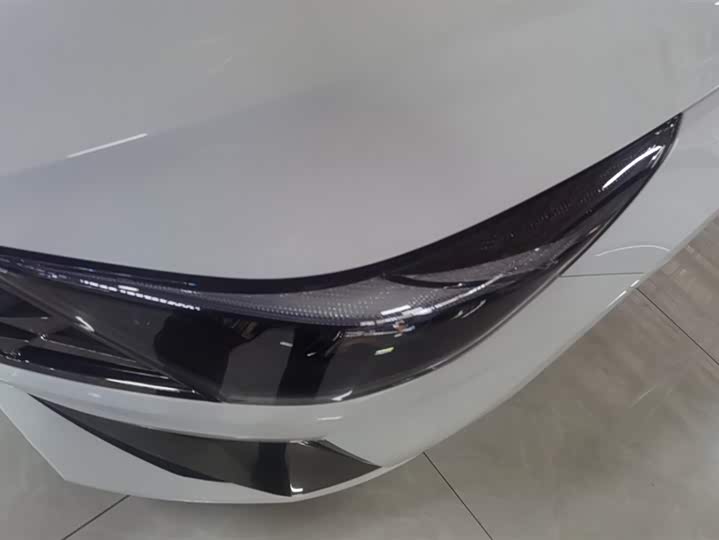 Фото 5 - Hyundai Elantra N line