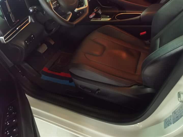 Фото 9 - Hyundai Elantra N line