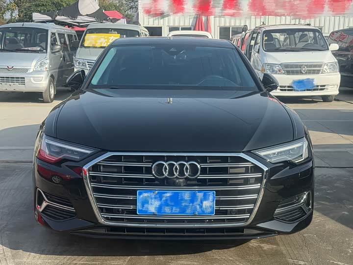 Фото 2 - Audi A6L