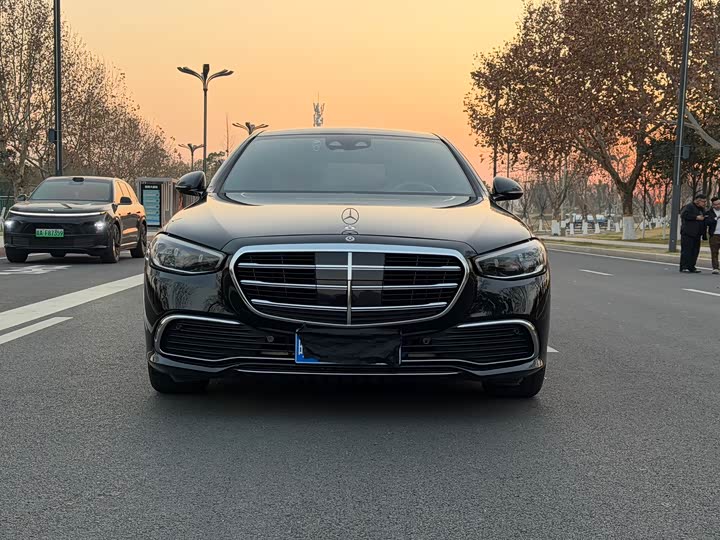 Фото 2 - Mercedes-Benz S-Class