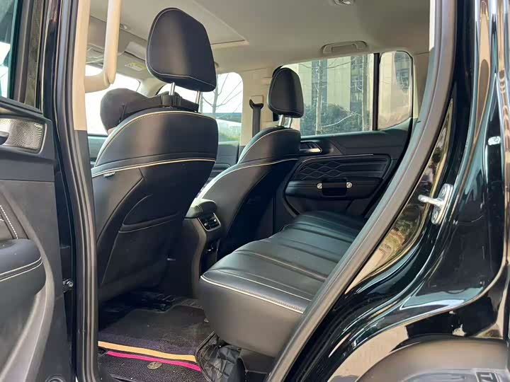 Фото 5 - Tank 300