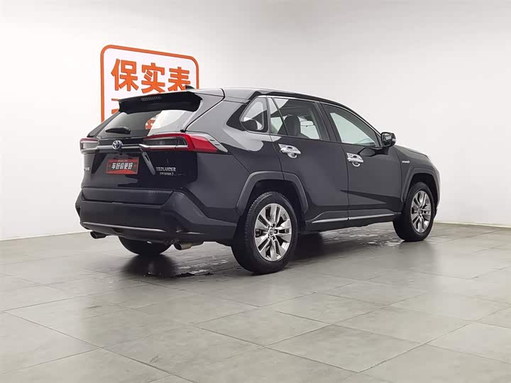 Фото 2 - Toyota Wildlander