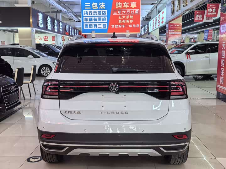 Фото 5 - Volkswagen T-Cross