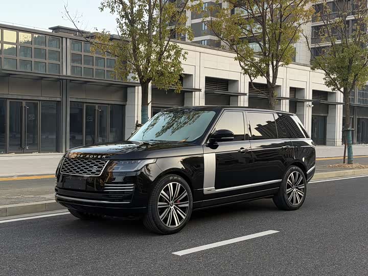 Фото 1 - Land Rover Range Rover