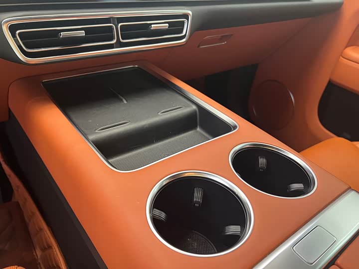 Фото 8 - LiXiang L7