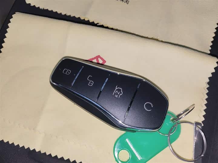 Фото 8 - BYD Sea Lion 06 Hybrid/EV