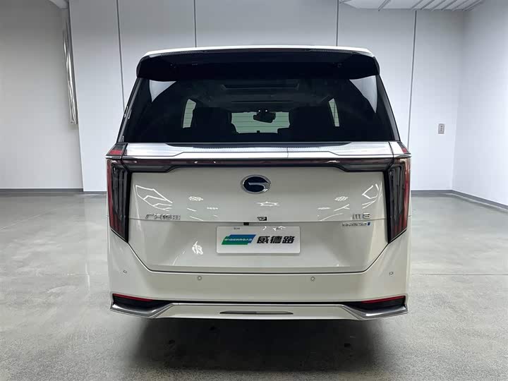 Фото 6 - GAC Trumpchi M8