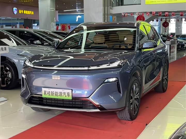 Фото 1 - Geely Galaxy Starship 7