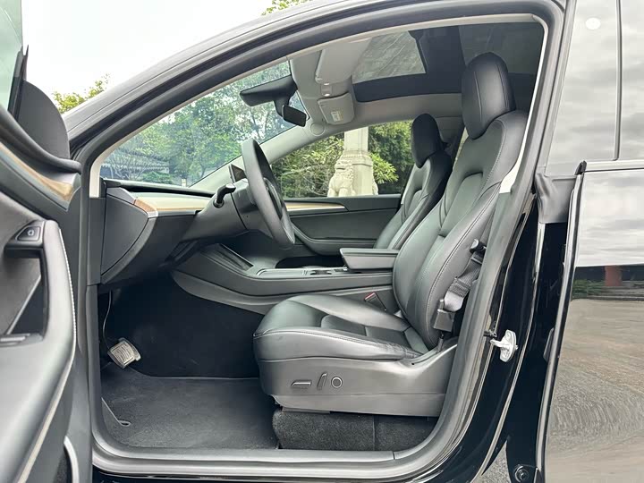 Фото 5 - Tesla Model Y