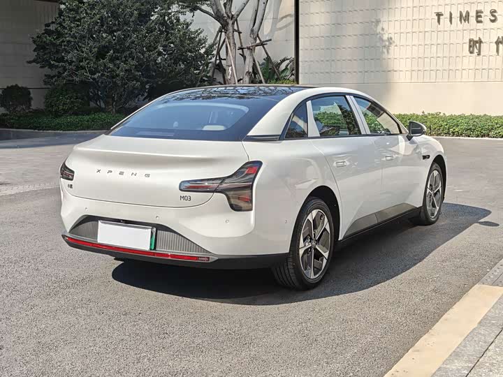 Фото 4 - XPeng Mona M03