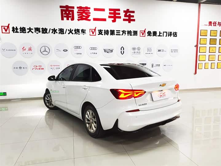 Фото 4 - Chevrolet Monza