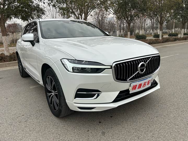 Фото 3 - Volvo XC60