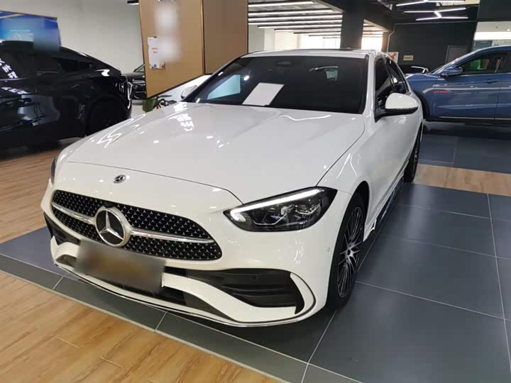 Фото 1 - Mercedes-Benz C-Class