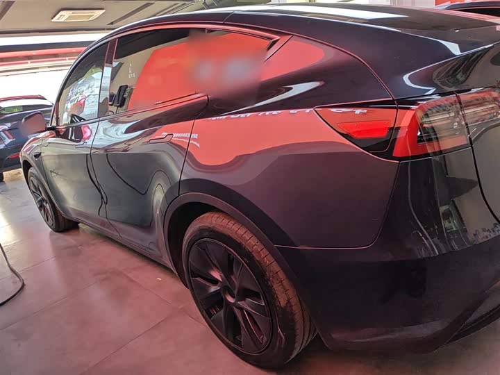 Фото 5 - Tesla Model Y