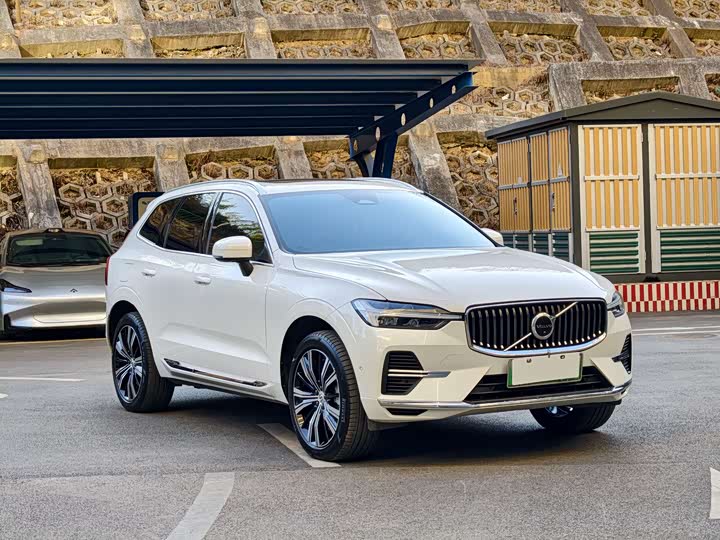 Фото 3 - Volvo XC60 Hybrid