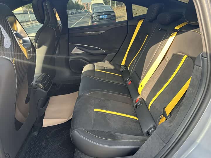 Фото 9 - Xiaomi SU7 Ultra