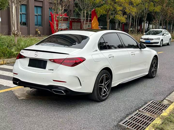 Фото 6 - Mercedes-Benz C-Class