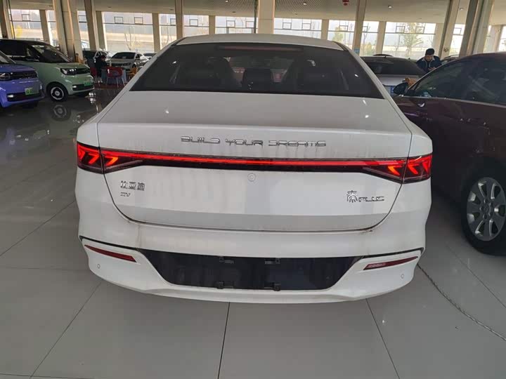 Фото 6 - BYD Qin Plus