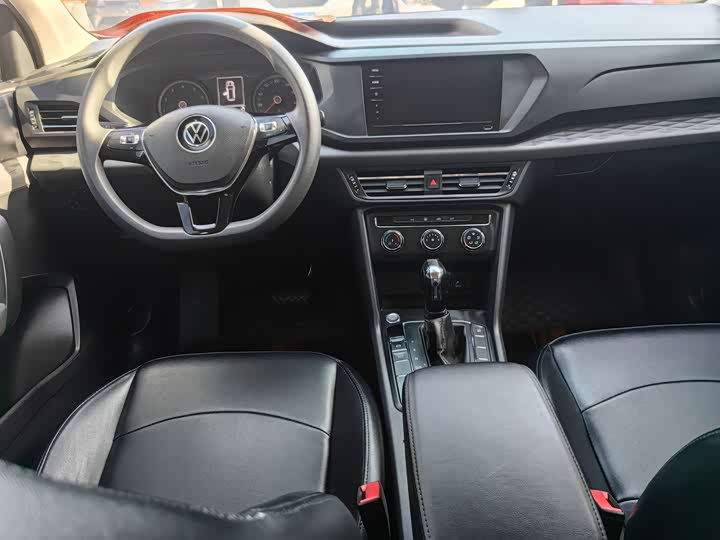 Фото 6 - Volkswagen Tharu