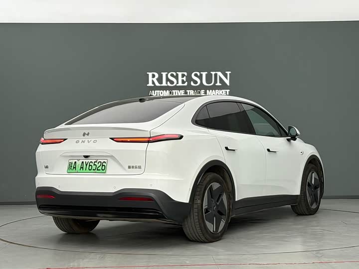 Фото 5 - Nio Onvo L60