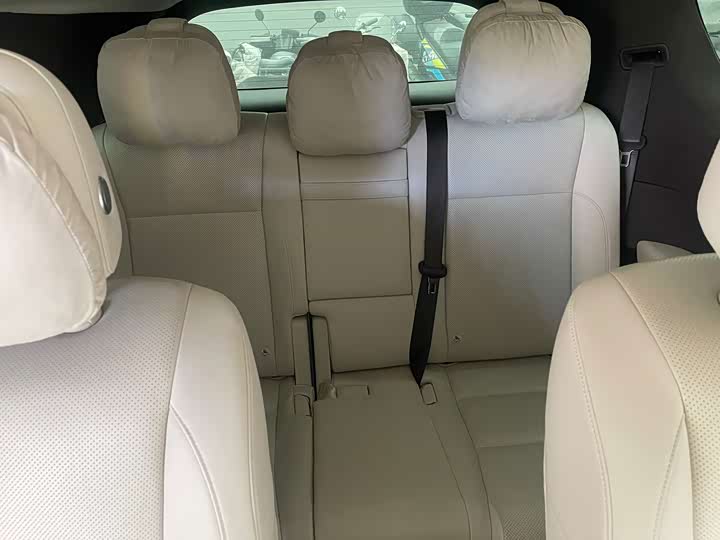 Фото 6 - LiXiang Mega