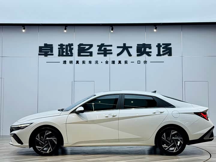 Фото 4 - Hyundai Elantra N line