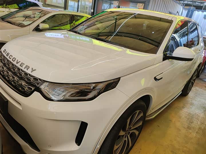 Фото 2 - Land Rover Discovery Sport Hybrid