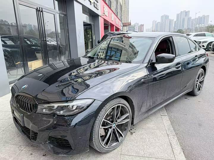 Фото 1 - BMW 3 Series