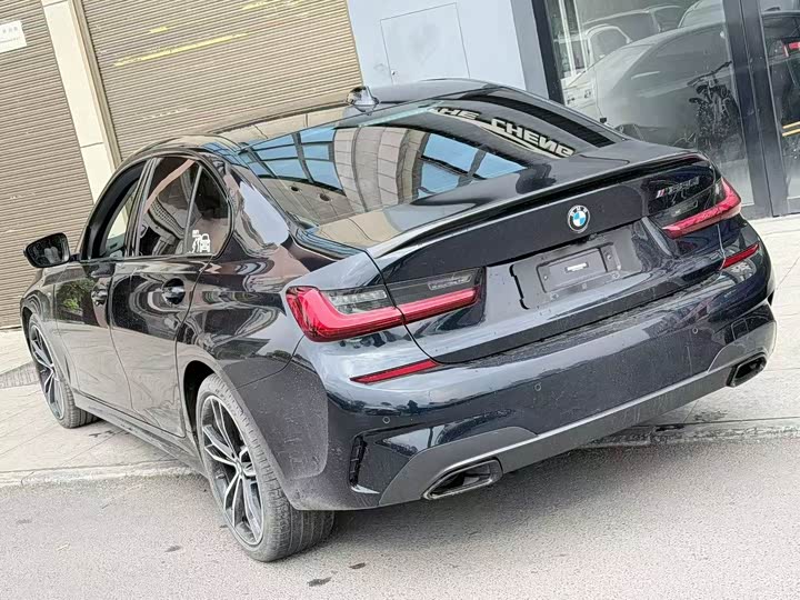 Фото 2 - BMW 3 Series