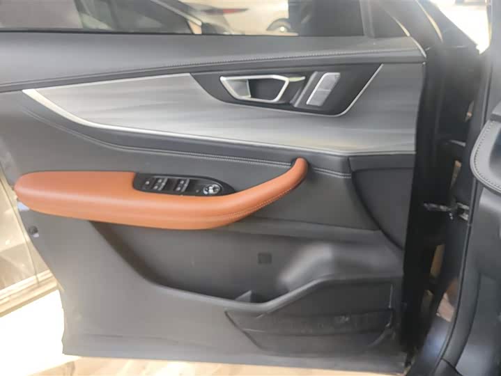 Фото 7 - Chery Tiggo 8 Plus