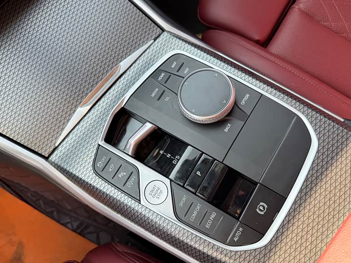 Фото 9 - BMW 3 Series