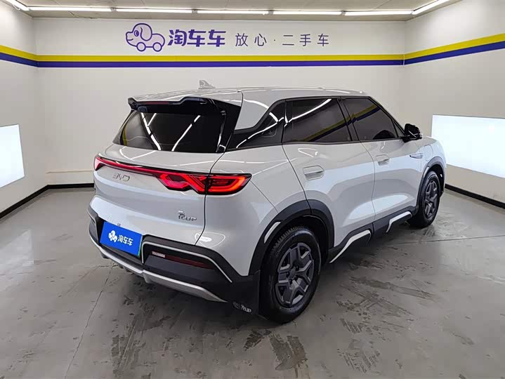 Фото 3 - BYD Yuan Up