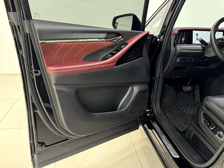 Фото 8 - GAC Trumpchi M8