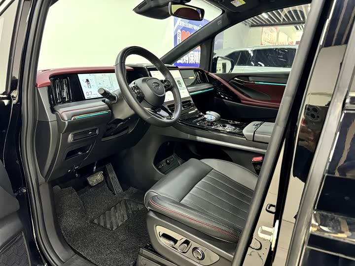 Фото 9 - GAC Trumpchi M8