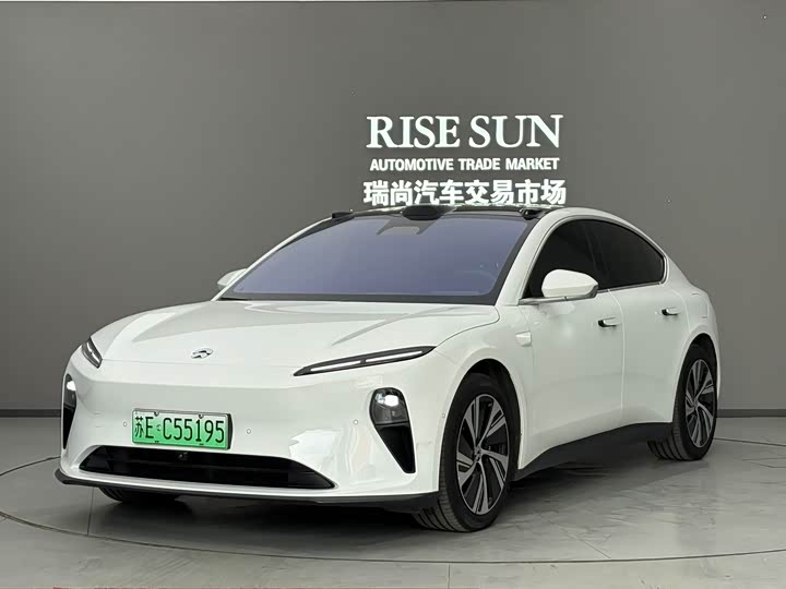 Фото 1 - Nio ET5