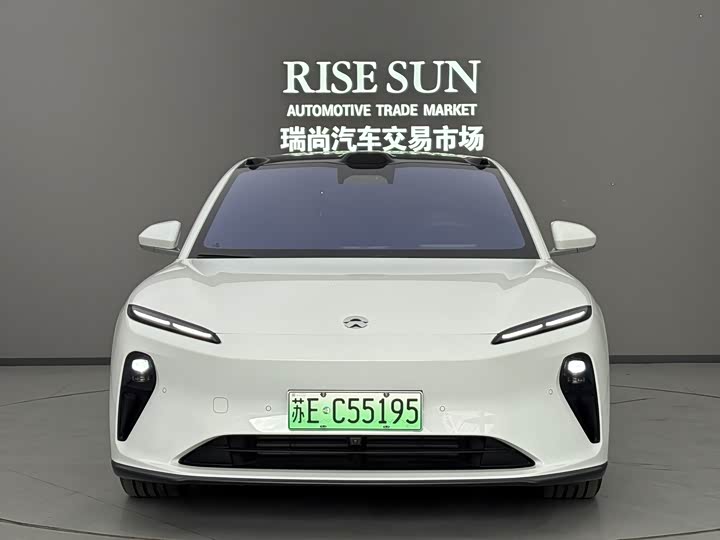 Фото 2 - Nio ET5