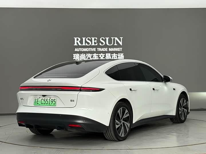 Фото 5 - Nio ET5