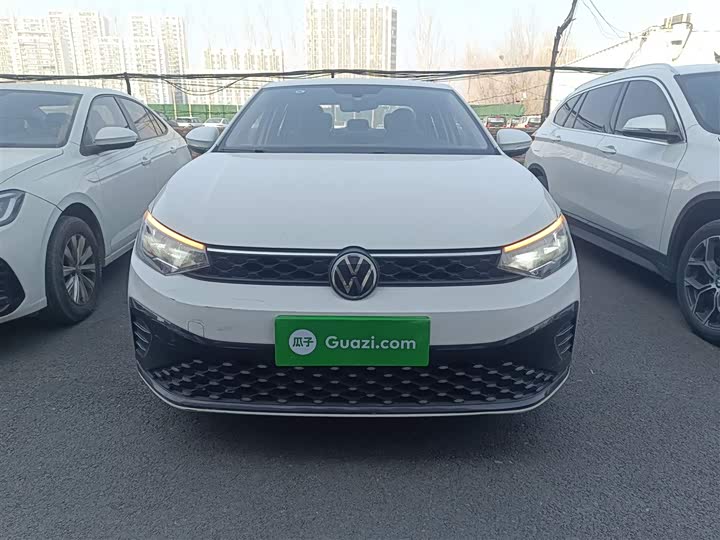 Фото 3 - Volkswagen Lavida