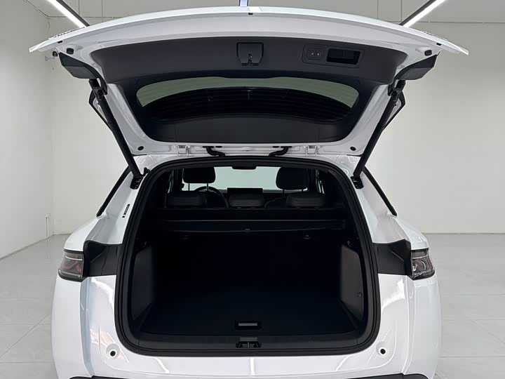 Фото 8 - BYD Song L DM-i Hybrid