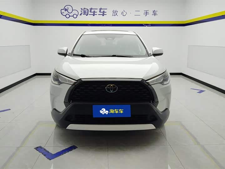 Фото 2 - Toyota Corolla Cross