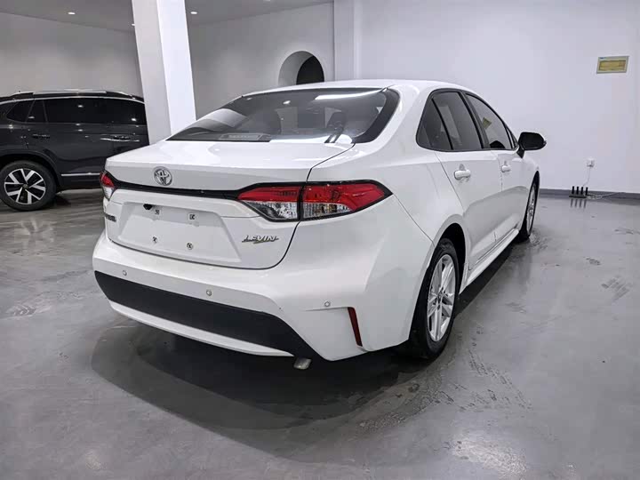 Фото 4 - Toyota Levin