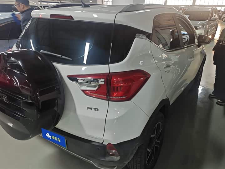 Фото 3 - BYD Yuan Pro