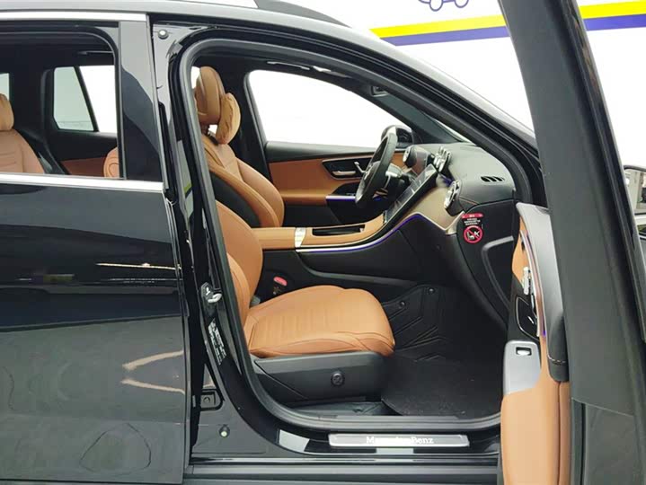 Фото 8 - Mercedes-Benz GLC-Class