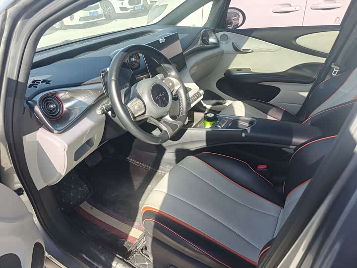 Фото 9 - BYD Dolphin