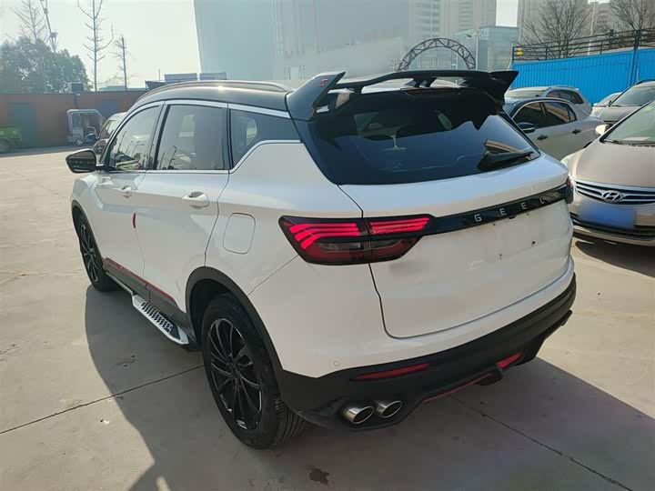 Фото 5 - Geely Coolray