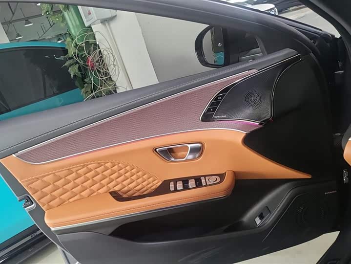 Фото 7 - BYD Han